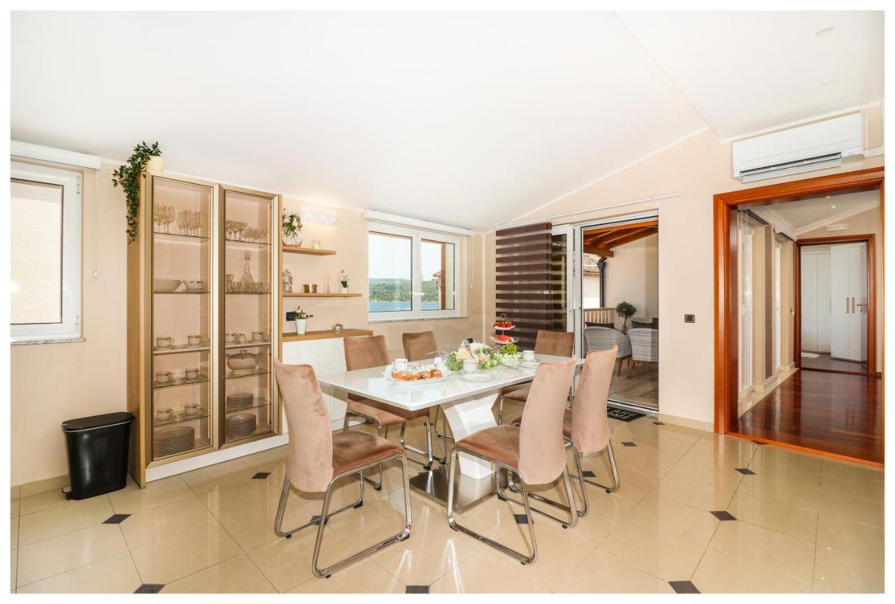 Appartement Luxury Penthouse Roberta à Primošten Extérieur photo